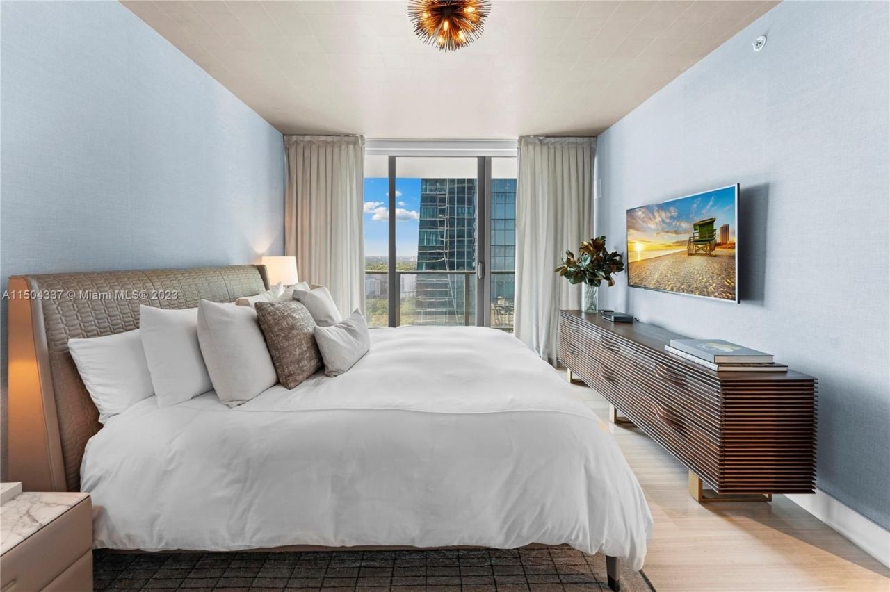 Piso en Miami, Estados Unidos, 110 m² - imagen 8