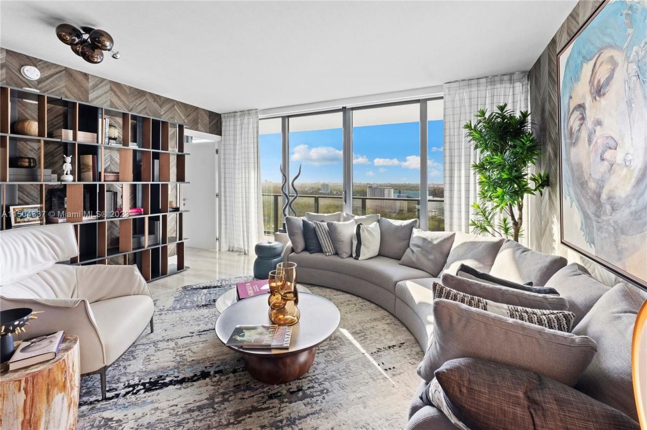 Piso en Miami, Estados Unidos, 110 m² - imagen 13