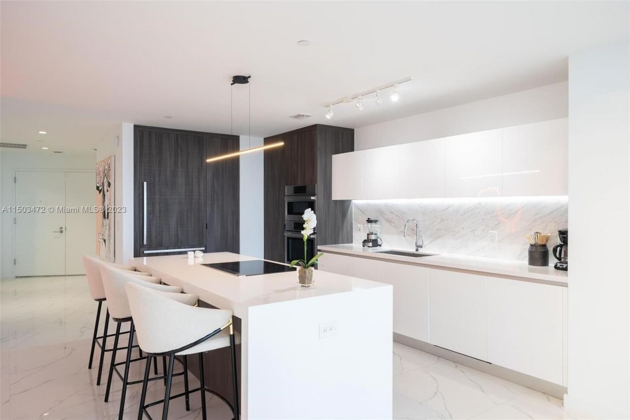 Piso en Miami, Estados Unidos, 200 m² - imagen 7