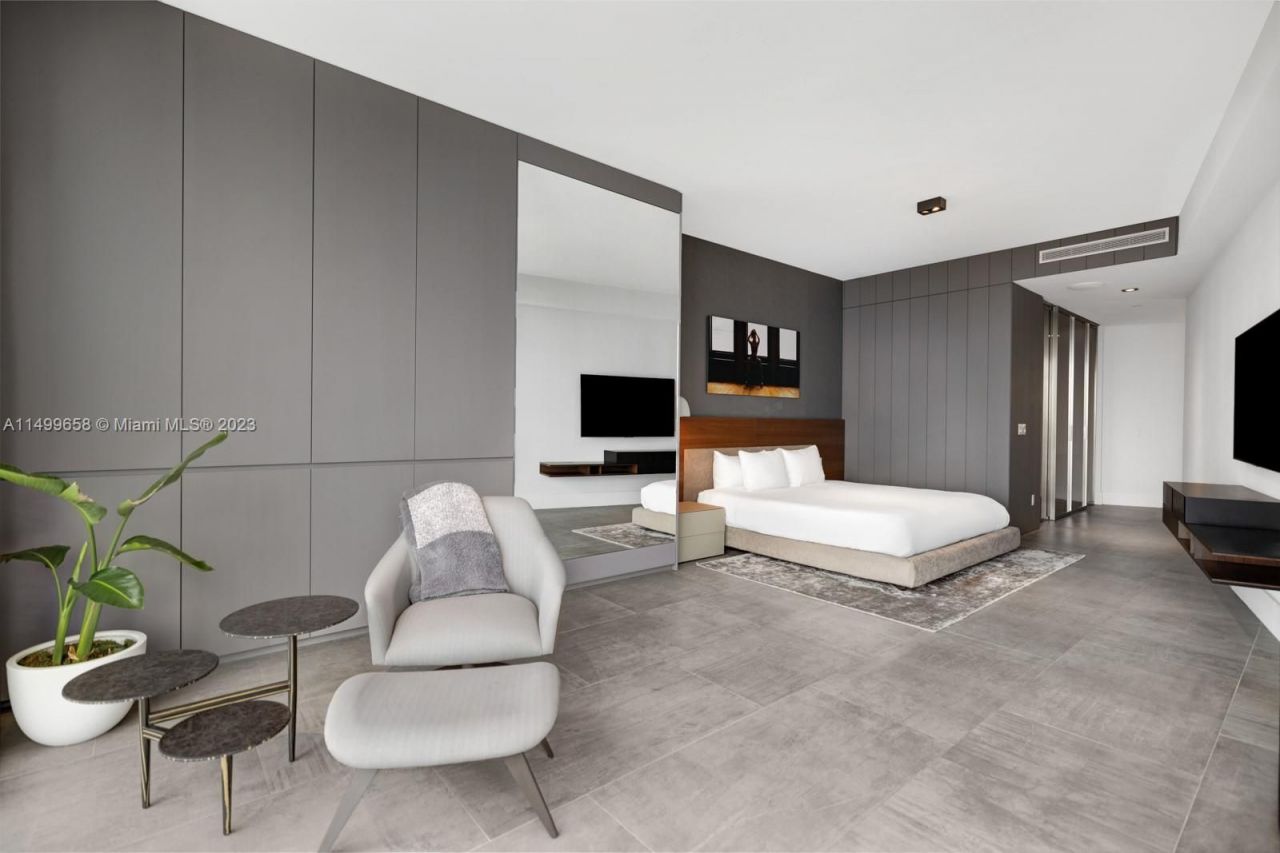 Flat in Miami, USA, 300 m² - picture 14