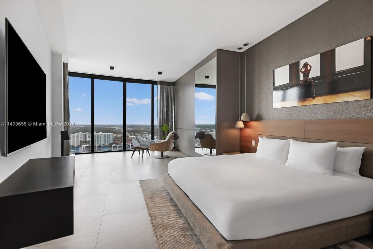 Flat in Miami, USA, 300 m² - picture 18