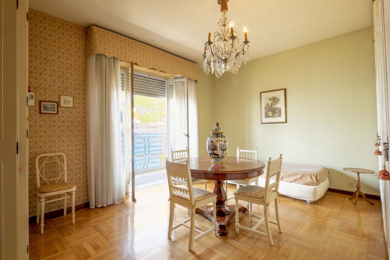 Piso en San Remo, Italia, 142 m² - imagen 2