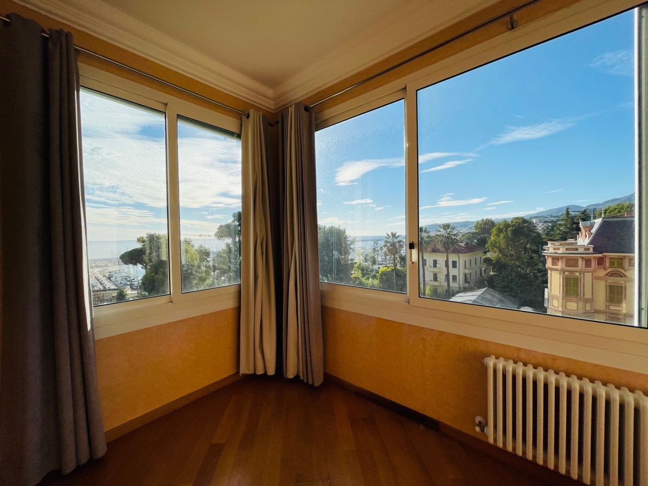 Appartamento a San Remo, Italia, 132 m² - foto 4