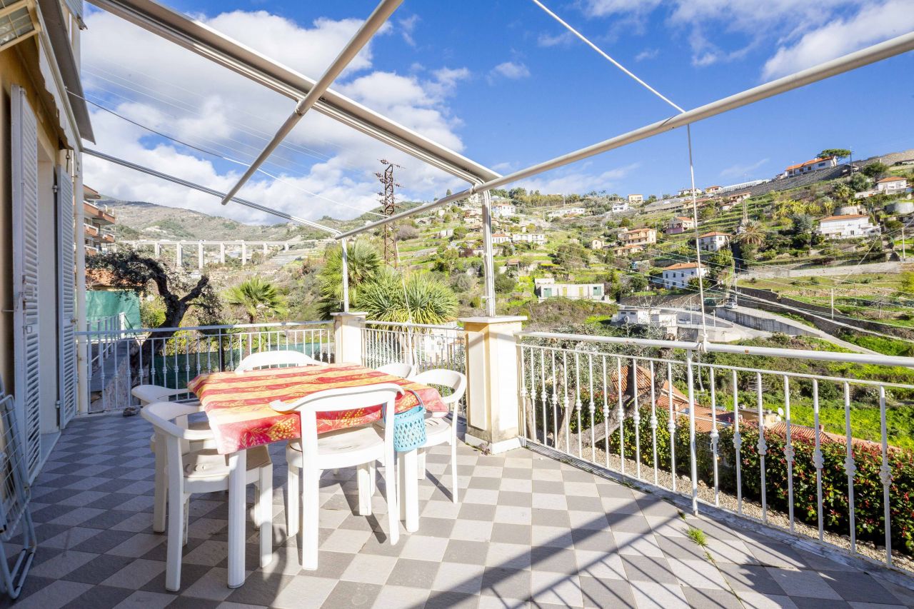 Villa a San Remo, Italia, 240 m² - foto 5