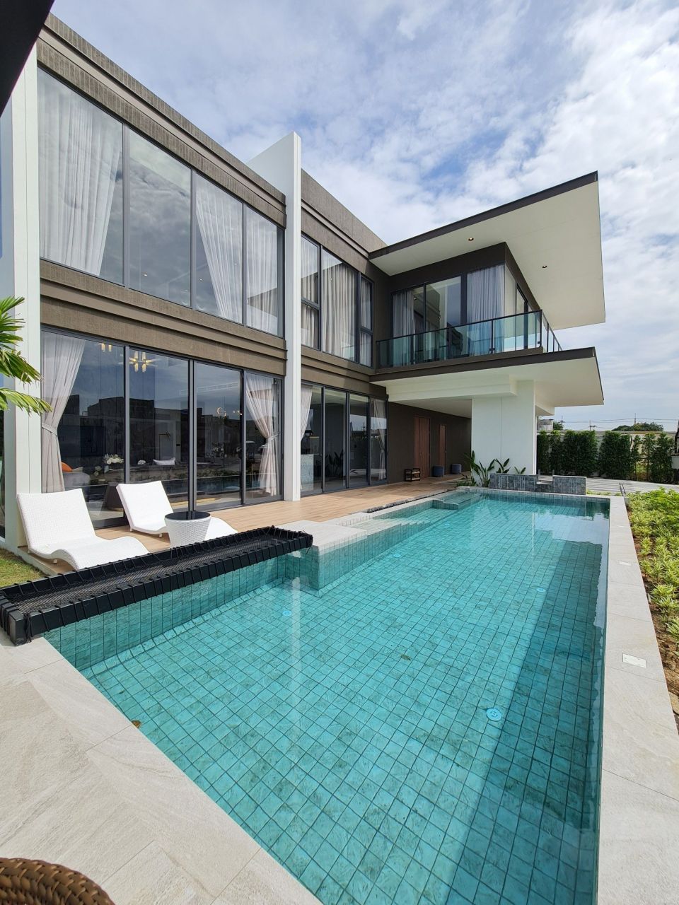 Villa in Pattaya, Thailand, 375 m² - picture 1