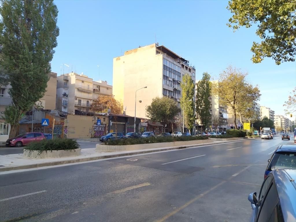 Grundstück in Thessaloniki, Griechenland, 326 m² - Foto 1