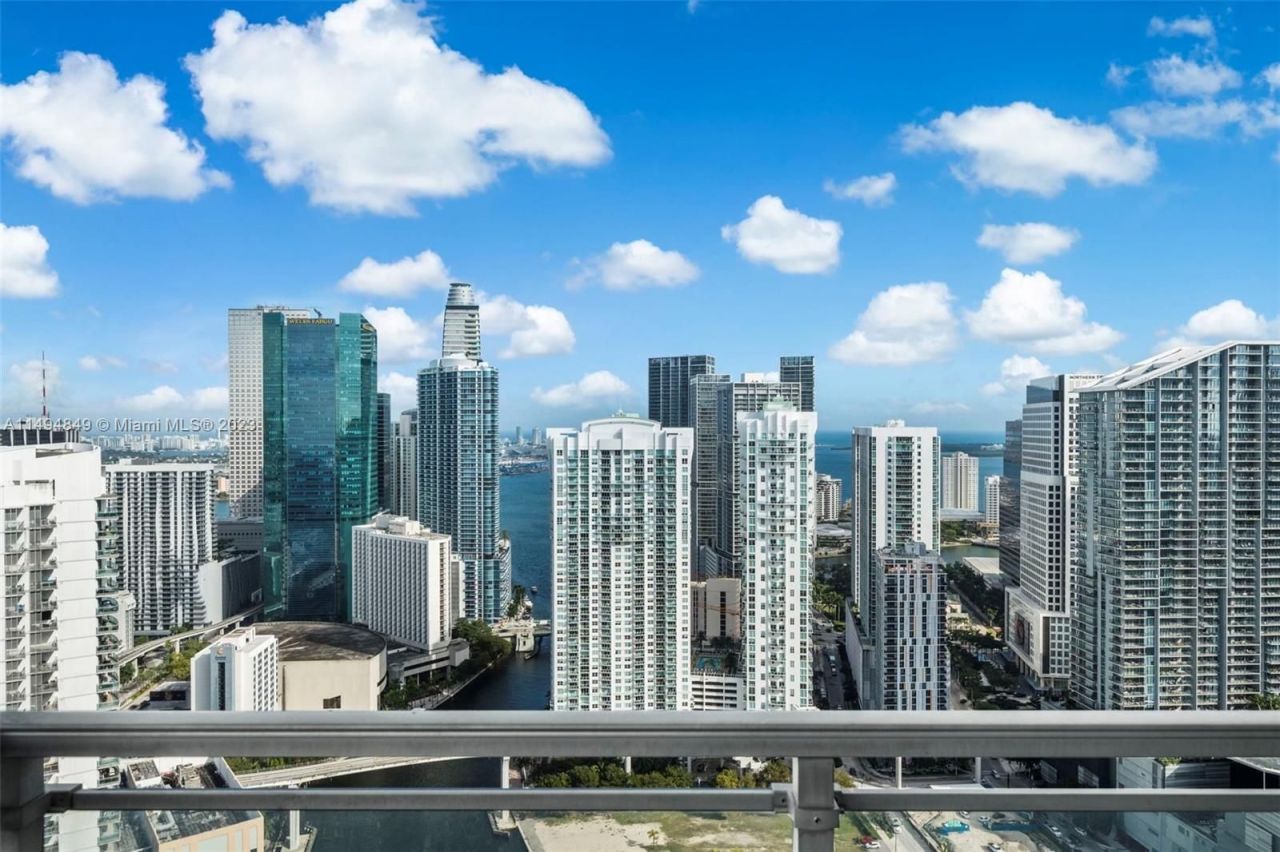 Appartement à Miami, États-Unis, 120 m² - image 3