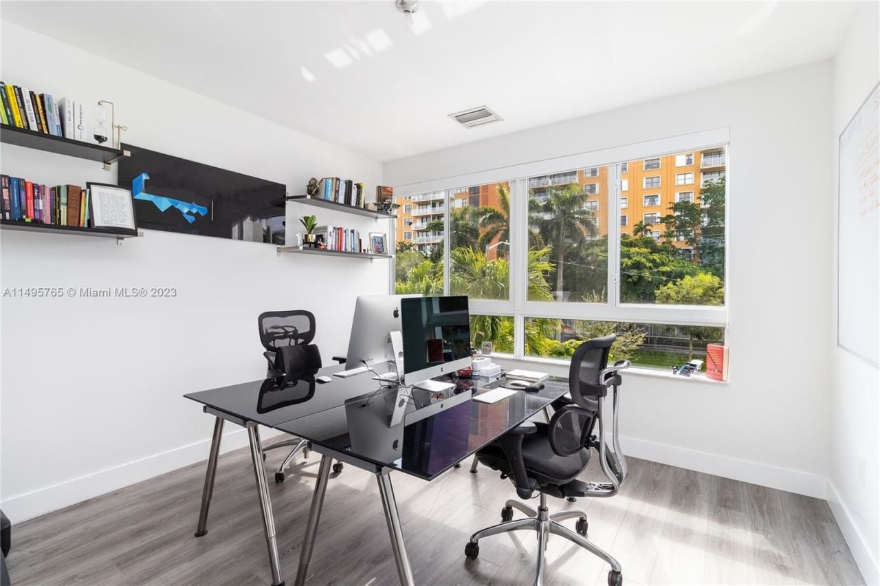 Townhouse a Miami, USA, 230 m² - foto 15