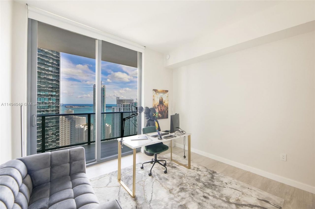 Piso en Miami, Estados Unidos, 140 m² - imagen 8