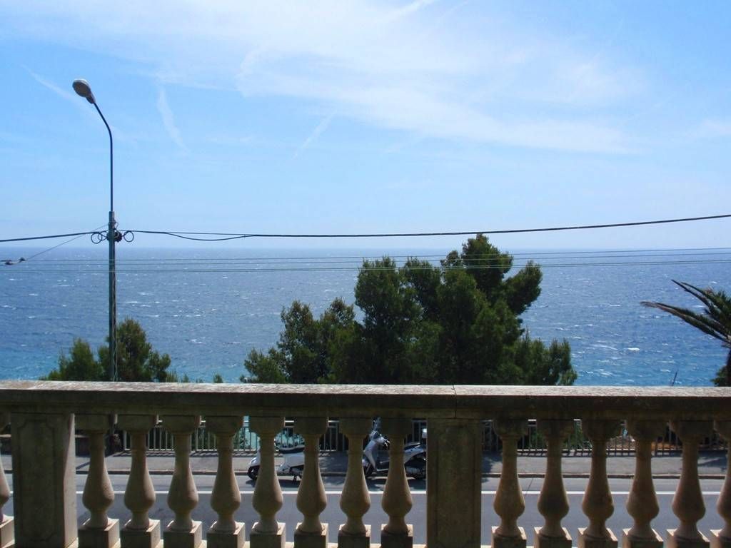 Villa in San Remo, Italy, 476 m² - picture 6