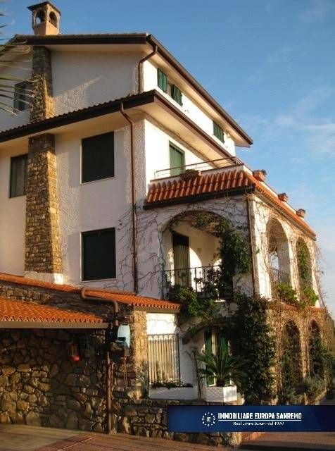 Villa a San Remo, Italia, 450 m² - foto 3