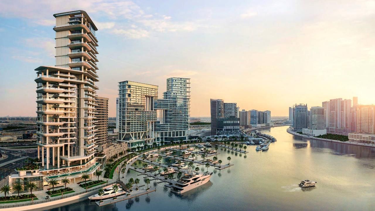 Flat in Dubai, UAE, 1 026 m² - picture 2