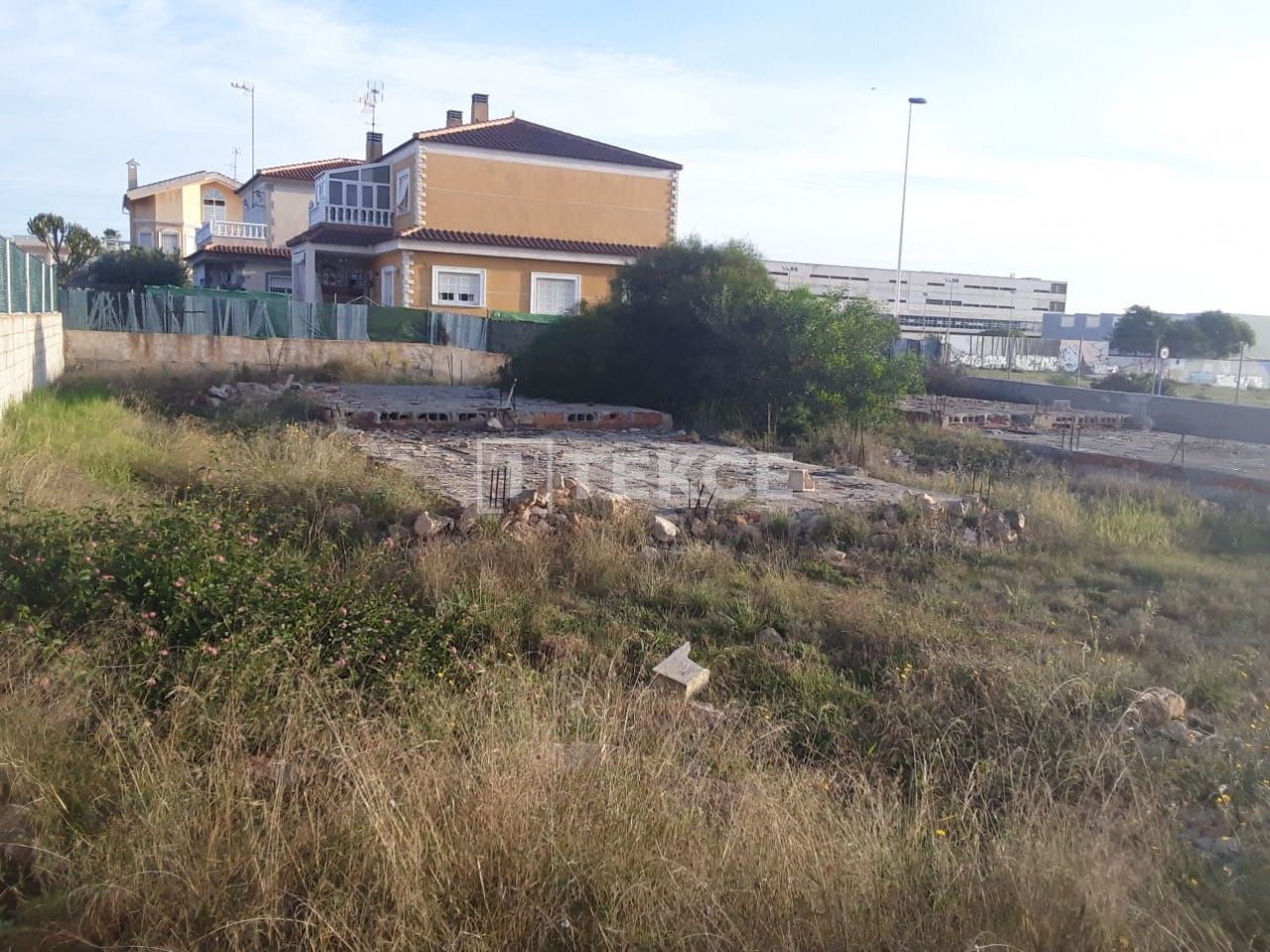 Terreno en Torrevieja, España, 910 m² - imagen 1