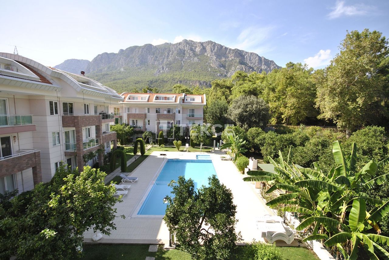 Appartement à Kemer, Turquie, 138 m² - image 1