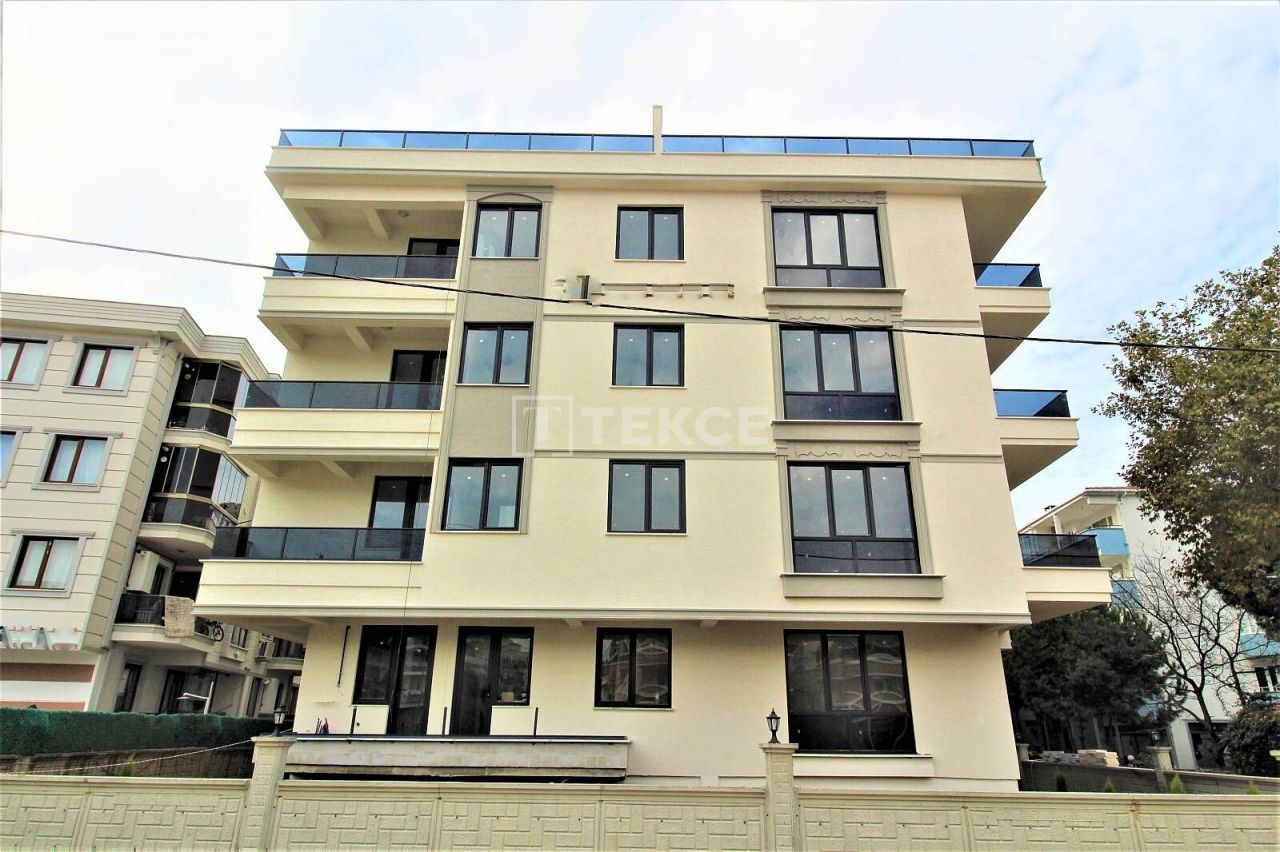 Apartment Çınarcık, Turkey, 107 m² - picture 1