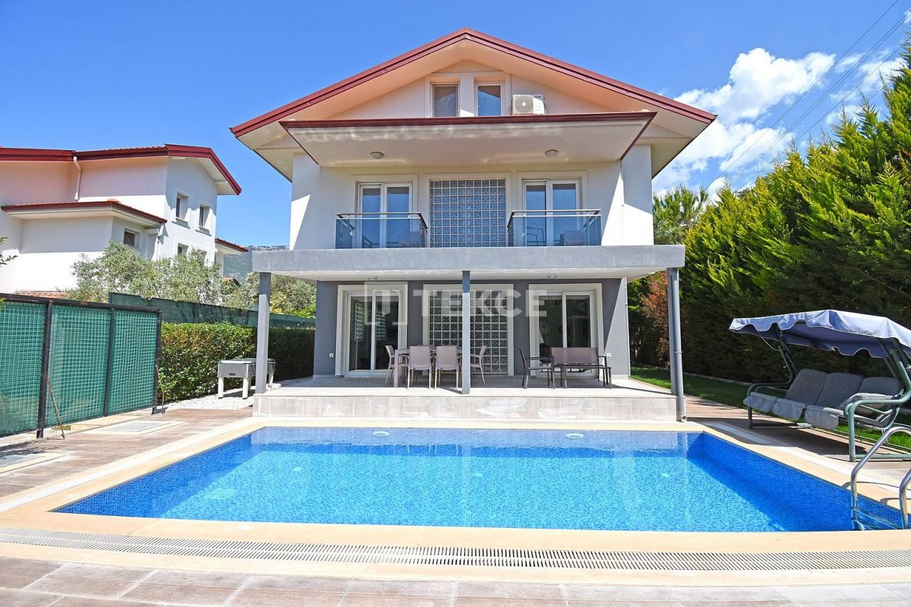 Villa à Fethiye, Turquie, 180 m² - image 1