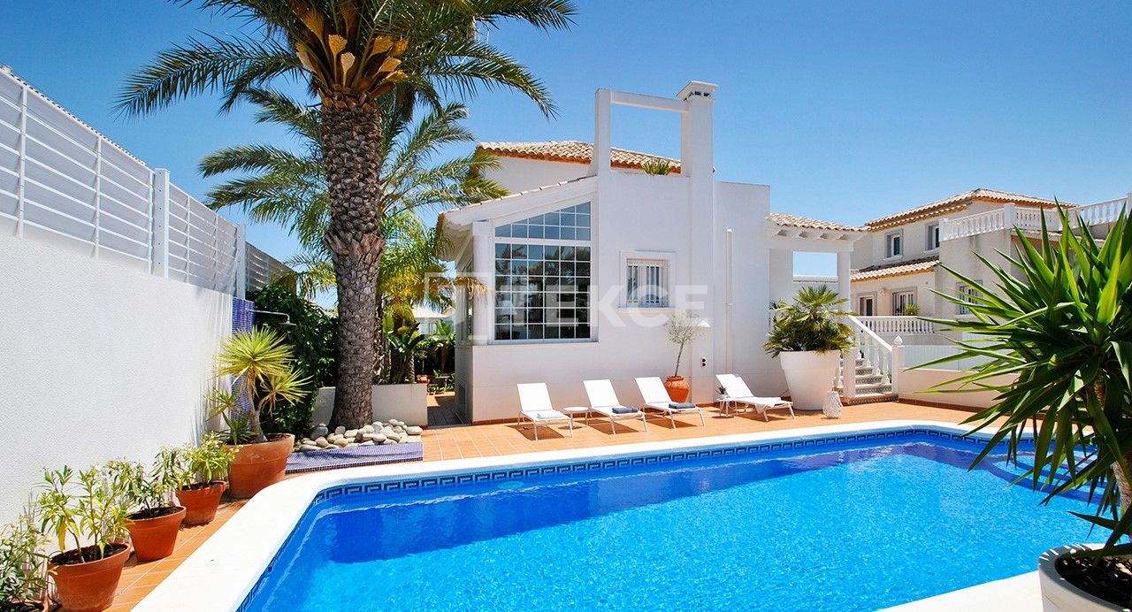 Villa in San Fulgencio, Spanien, 290 m² - Foto 1