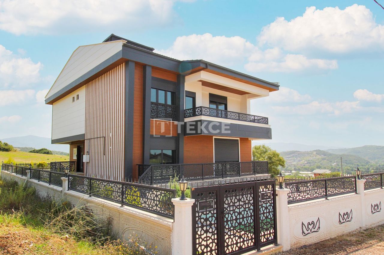 Villa in Yalova, Turkey, 375 m² - picture 2
