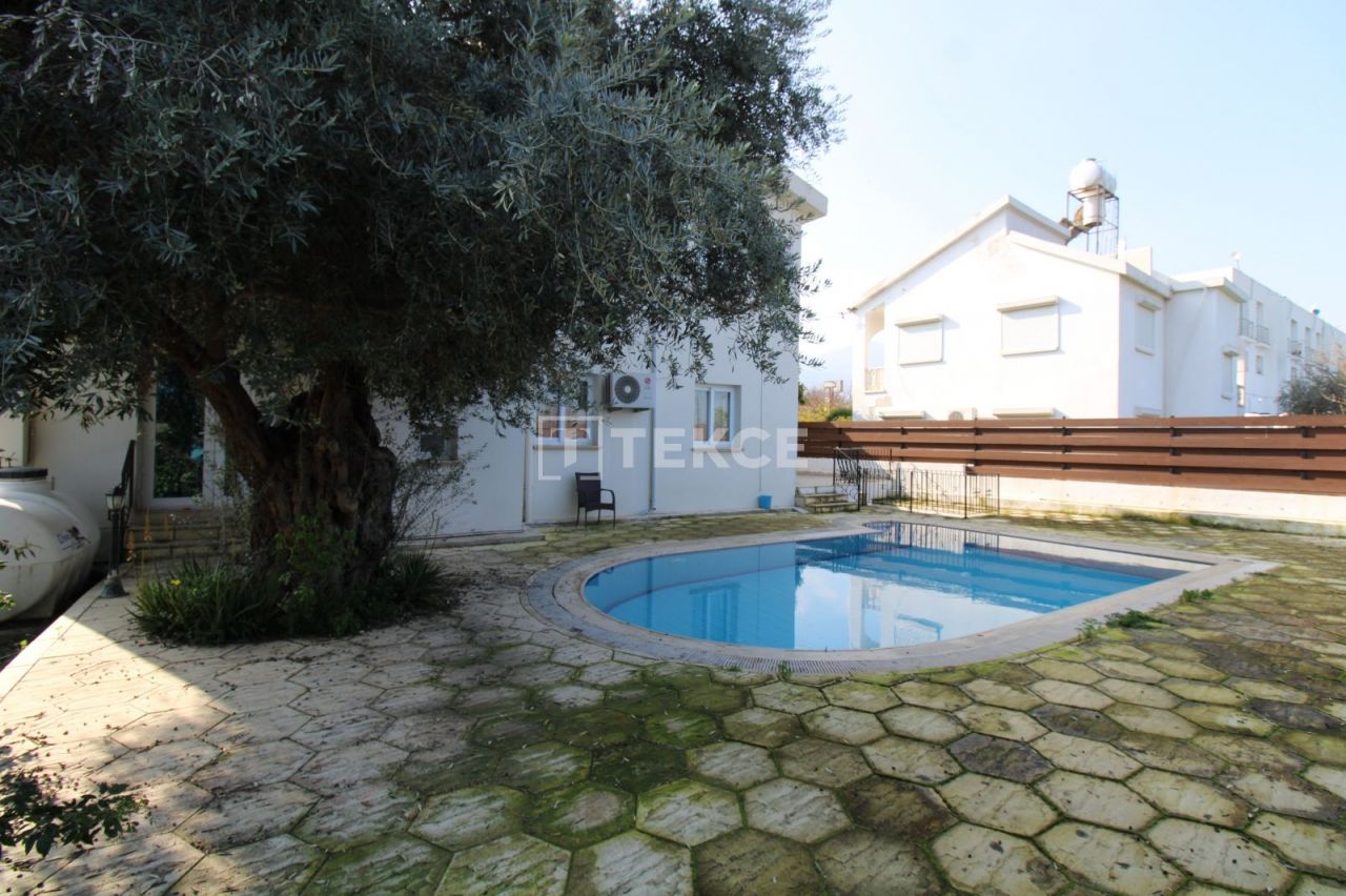 Villa a Kyrenia, Cipro, 189 m² - foto 3