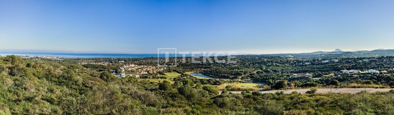 Land in San Roque, Spain, 4 448 m² - picture 7