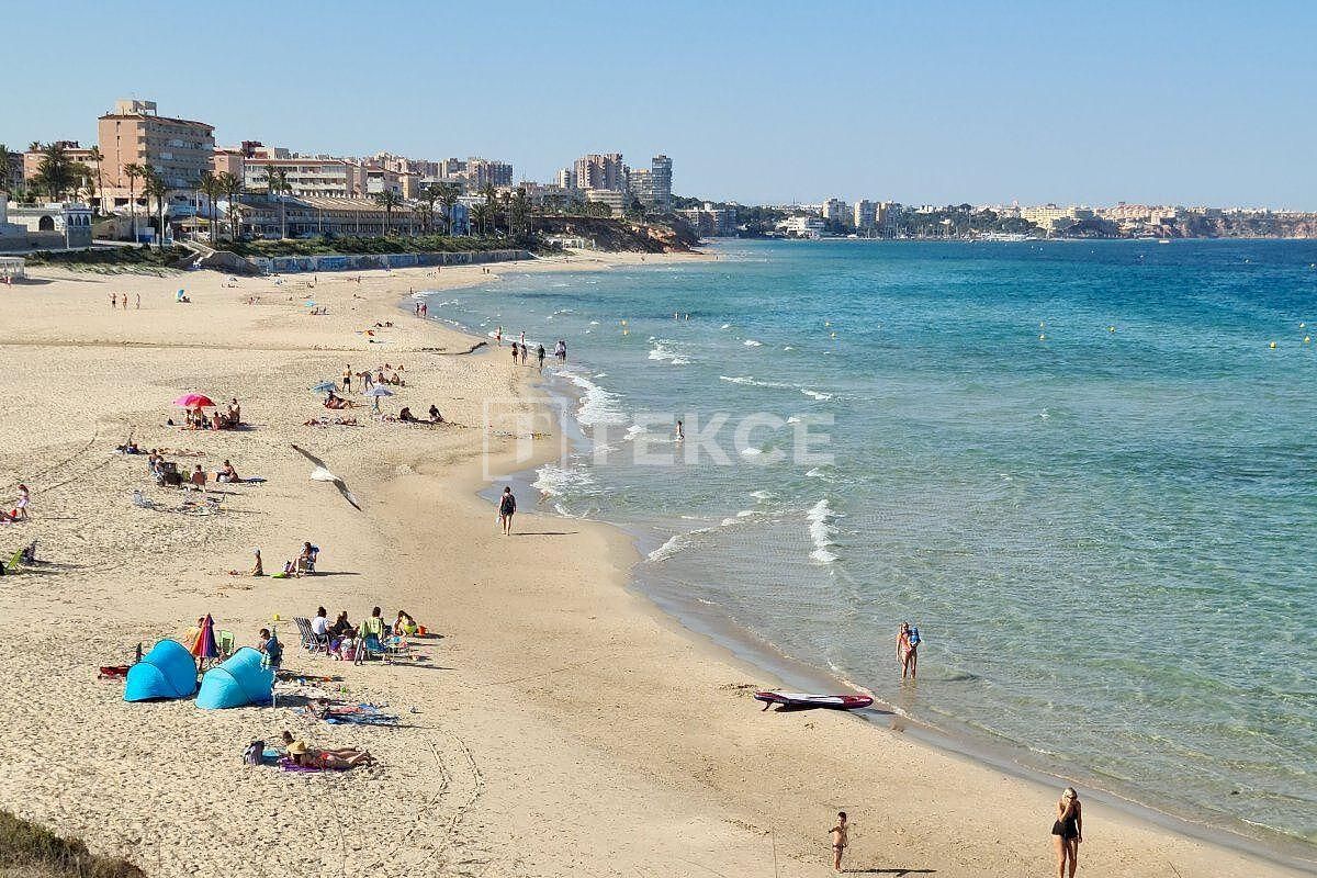 Villa a Pilar de la Horadada, Spagna, 190 m² - foto 9