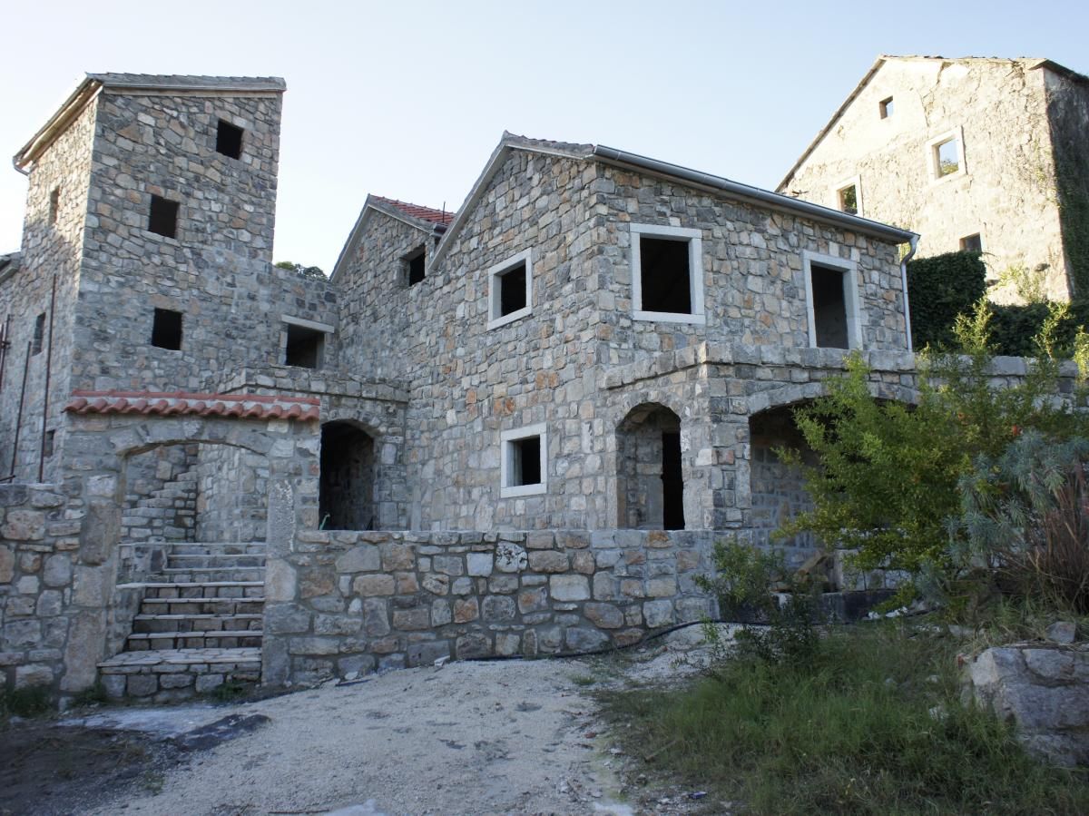 House on Lustica peninsula, Montenegro, 383 m² - picture 1