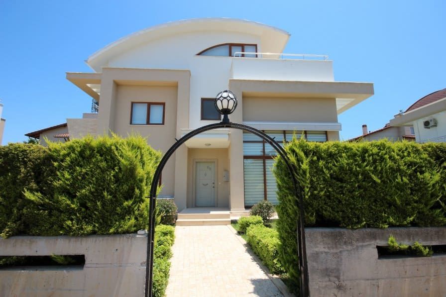 Villa en Belek, Turquia, 220 m² - imagen 1