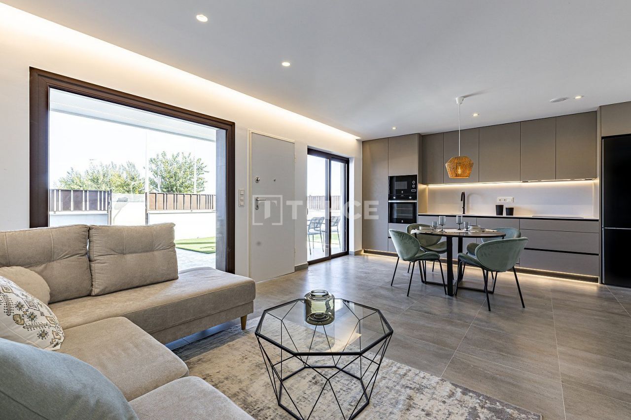 Appartement à Pilar de la Horadada, Espagne, 72 m² - image 11