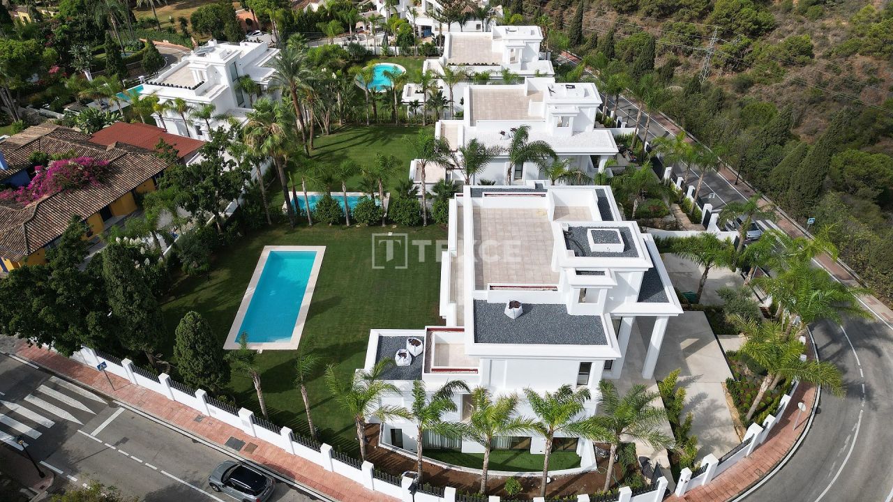 Villa en Marbella, España, 615 m² - imagen 17