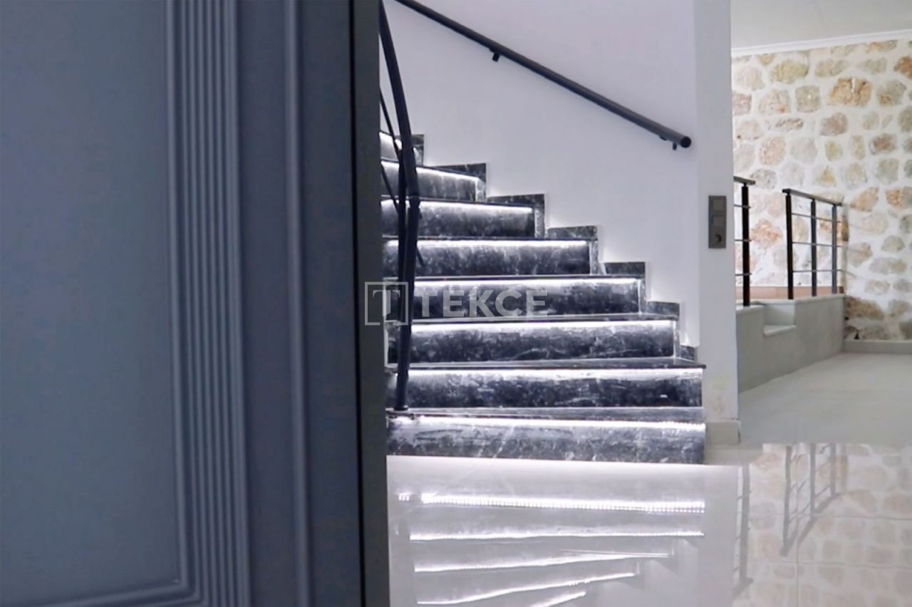 Villa à Kalkan, Turquie, 300 m² - image 19