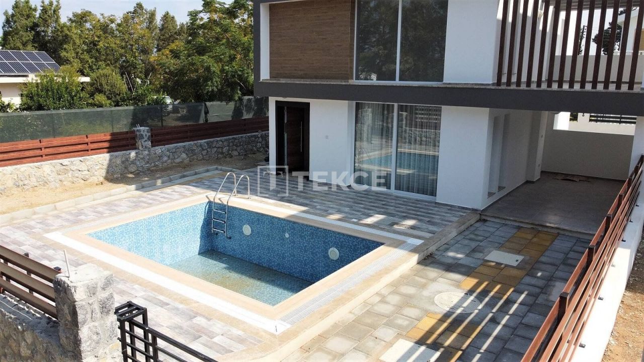 Villa a Kyrenia, Cipro, 265 m² - foto 3