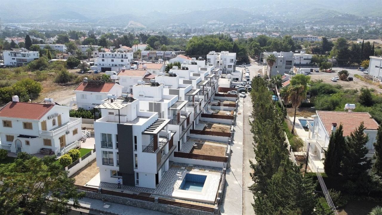 Villa a Kyrenia, Cipro, 265 m² - foto 8