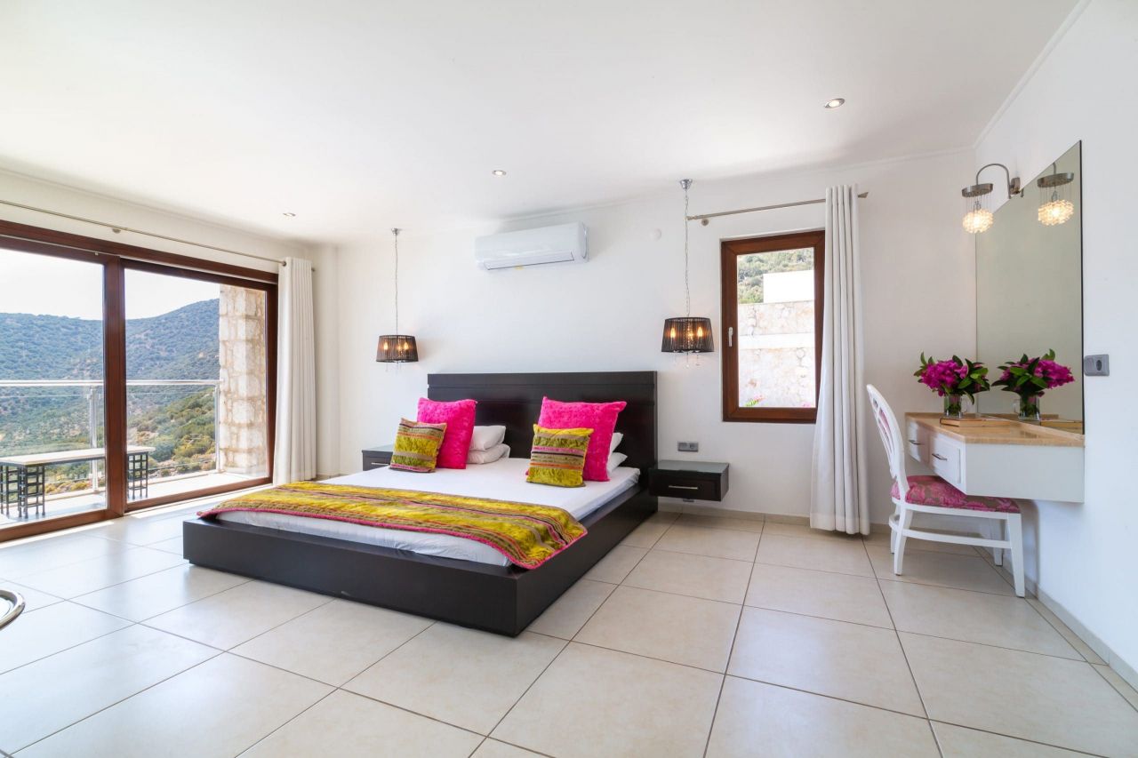 Villa à Kalkan, Turquie, 300 m² - image 12