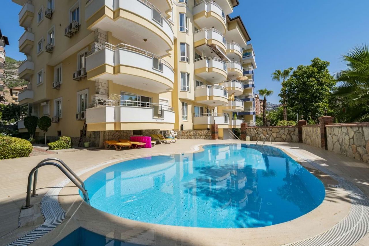 Flat in Alanya, Turkey, 60 m² - picture 1
