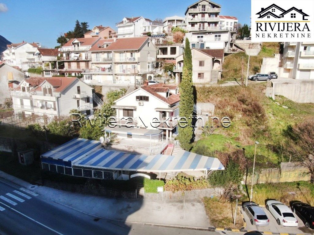 Maison à Herceg-Novi, Monténégro, 250 m² - image 2