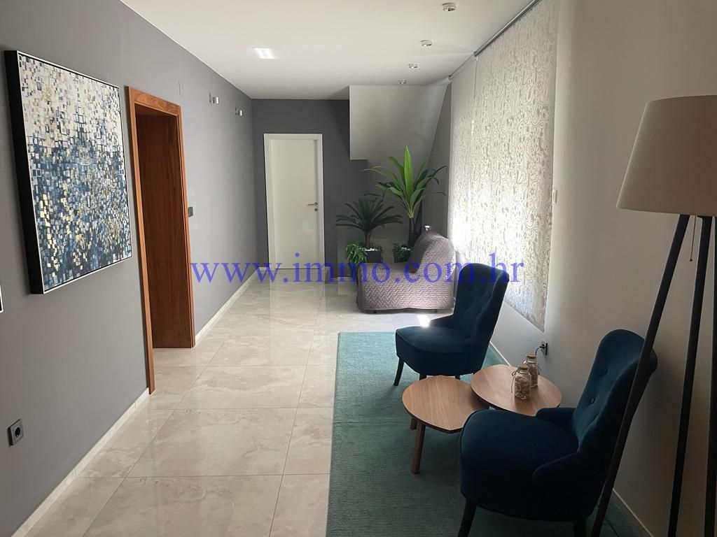 Maison en Šibenik, Croatie, 516 m² - image 5