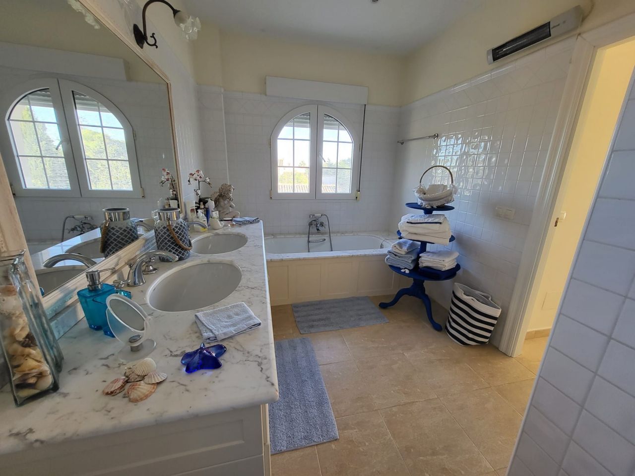 Villa in Playa Flamenca, Spanien, 350 m² - Foto 16