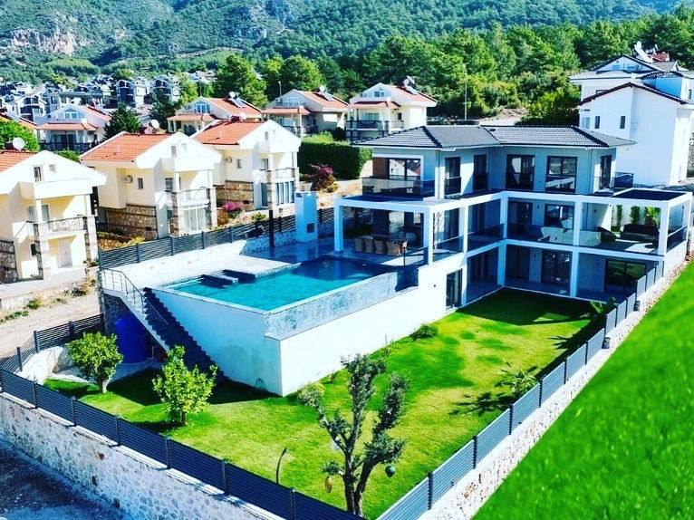 Villa en Fethiye, Turquia, 310 m² - imagen 1