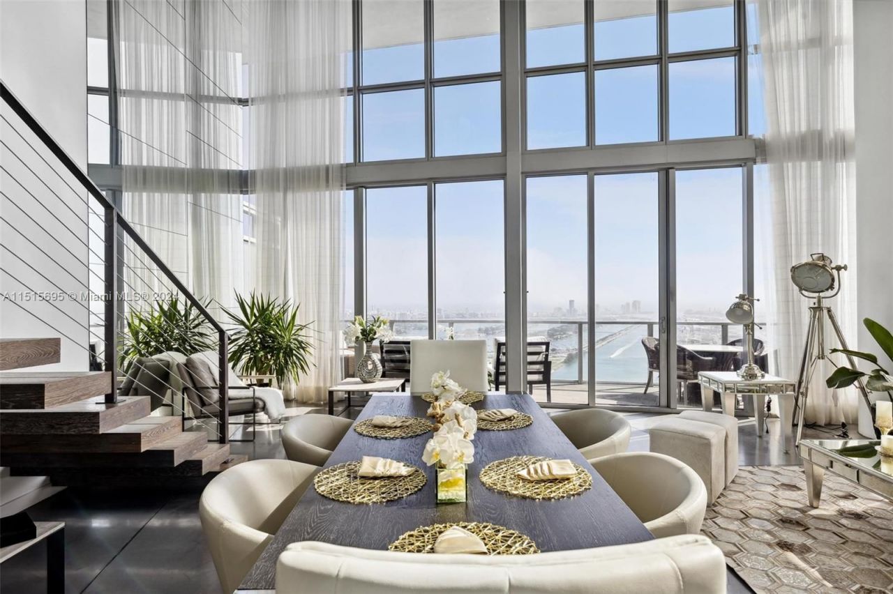 Penthouse à Miami, États-Unis, 350 m² - image 1