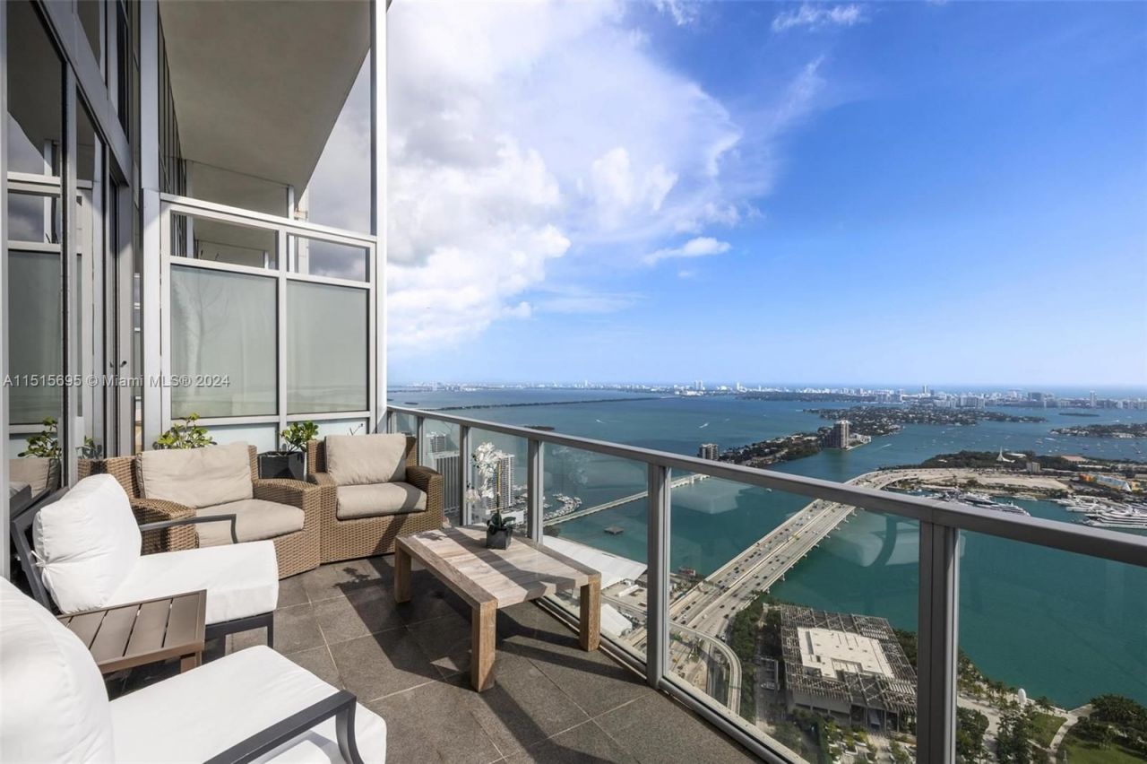 Penthouse in Miami, USA, 350 m² - picture 9