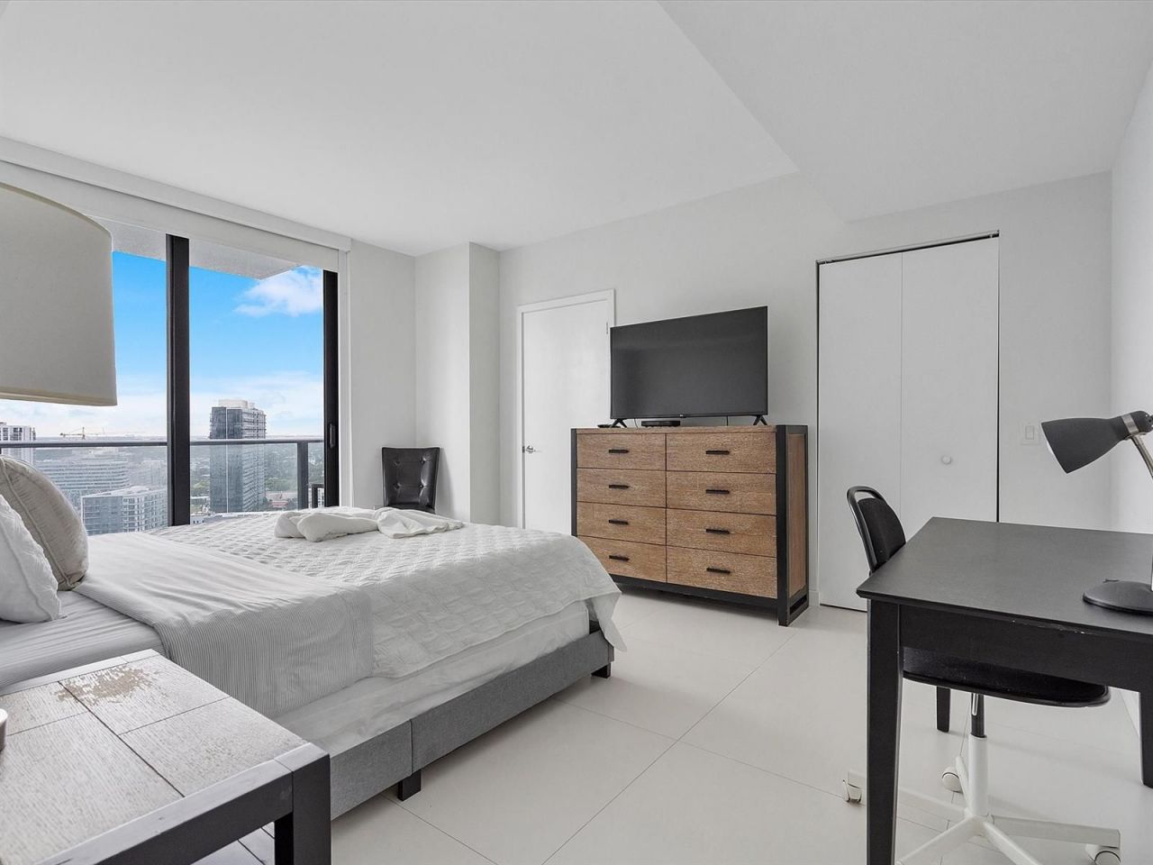 Piso en Miami, Estados Unidos, 100 m² - imagen 7