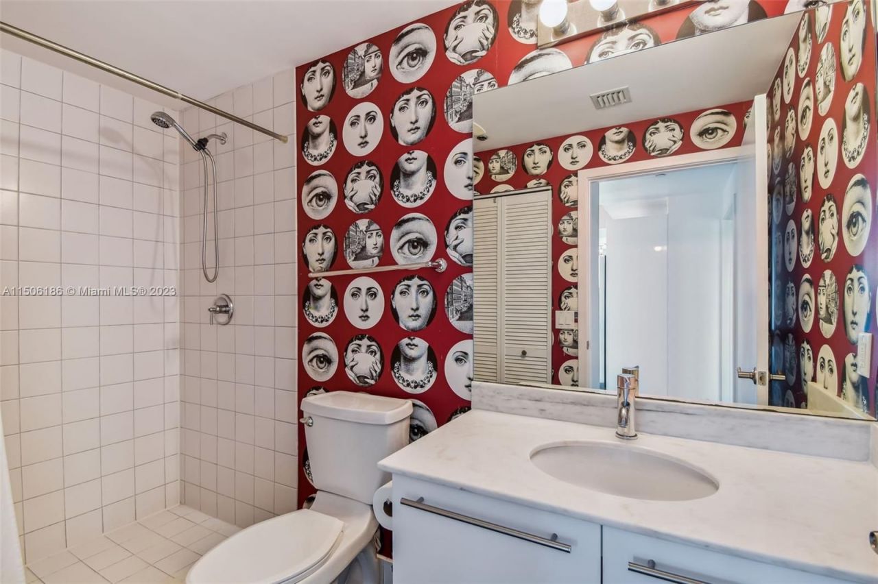 Flat in Miami, USA, 110 m² - picture 16