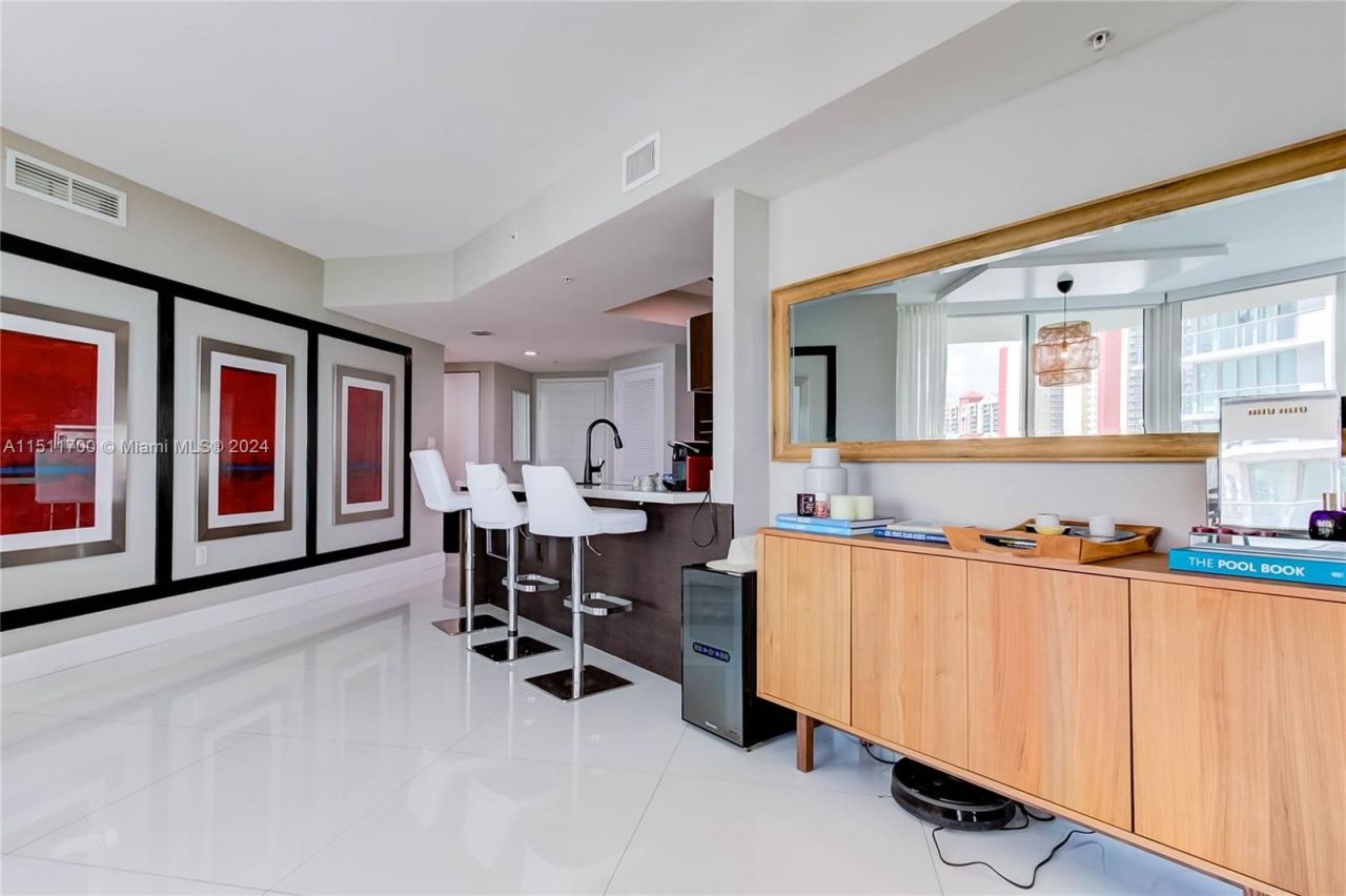 Appartamento a Miami, USA, 130 m² - foto 2