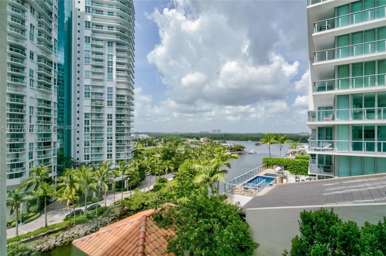 Appartamento a Miami, USA, 130 m² - foto 15