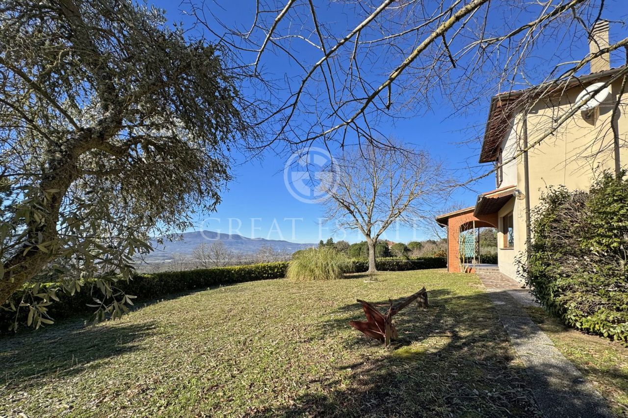 Maison à Citta della Pieve, Italie, 277.25 m² - image 1