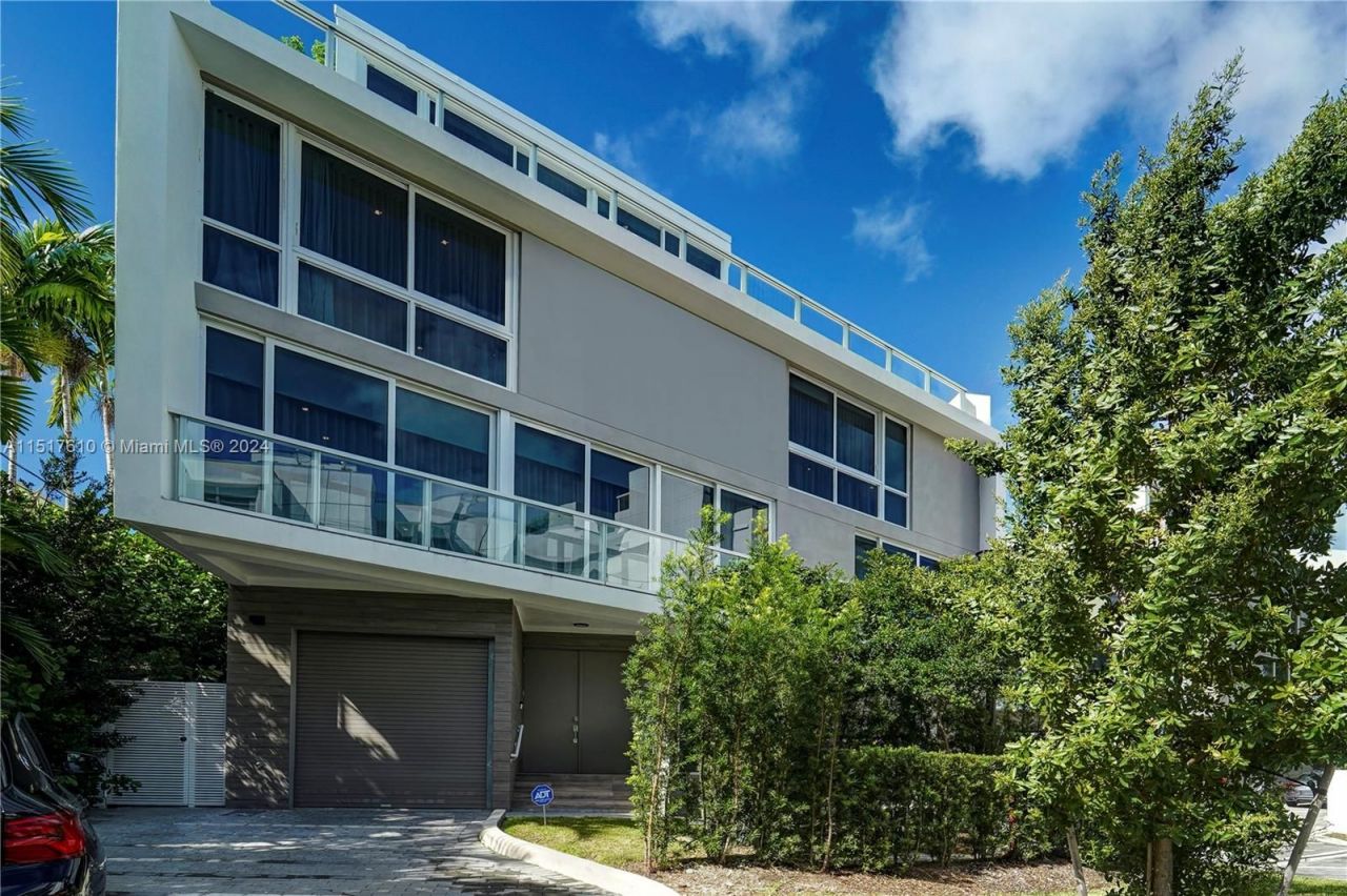 Townhouse in Miami, USA, 160 m² - picture 2