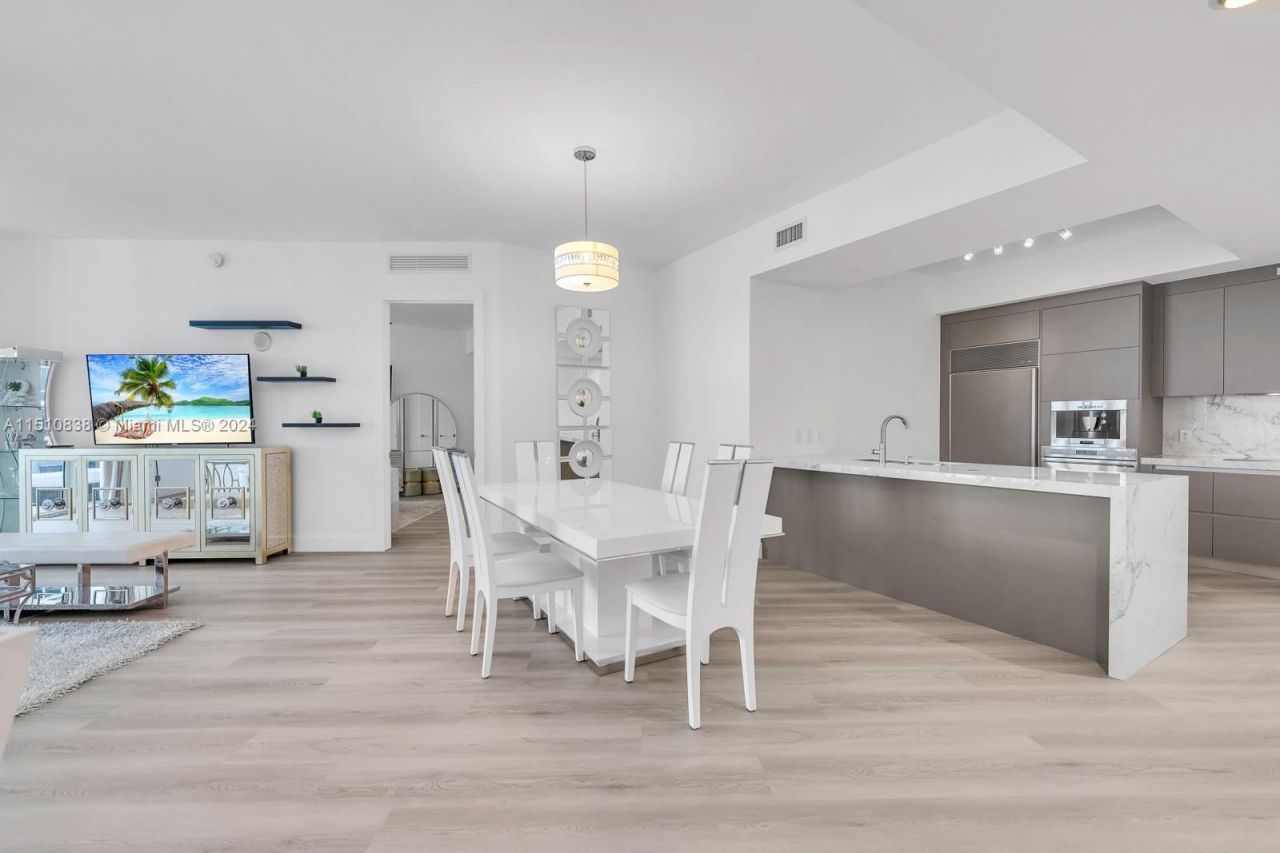 Appartement à Miami, États-Unis, 180 m² - image 4