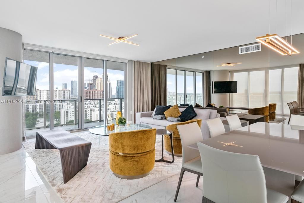 Flat in Miami, USA, 170 m² - picture 4