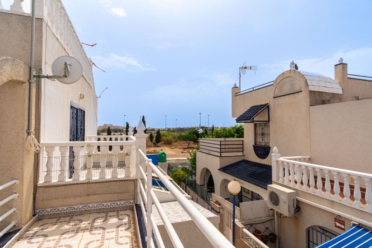 Maison à Torrevieja, Espagne, 51 m² - image 17