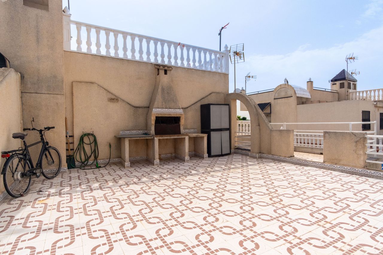 Maison à Torrevieja, Espagne, 51 m² - image 16